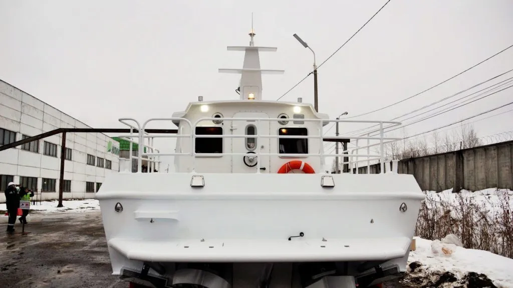 морской водометный катер Баренц 1100 в Архангельске 8